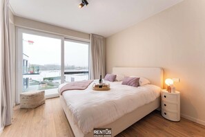 3 habitaciones, escritorio y insonorización 