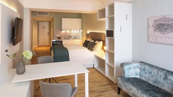 Internet, bed sheets, wheelchair access