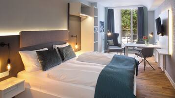 Internet, bed sheets, wheelchair access