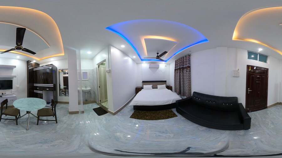 Mayur Residency & Banquet