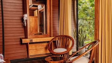 ラグジュアリー スイート 2 ベッドルーム ガーデンビュー | 2 室のベッドルーム、防音設備、アイロン / アイロン台、WiFi (無料)