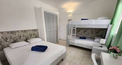 Secure 4-pers apartment close to the beach