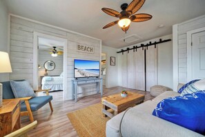 4 Schlafzimmer, Bügeleisen/Bügelbrett, kostenloses WLAN, Bettwäsche