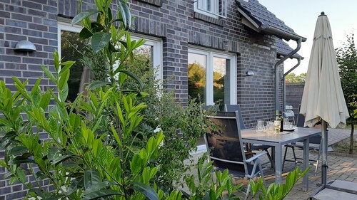 Ferienhaus 'Birkenhof Alfsee' mit privatem Garten und Wi-Fi