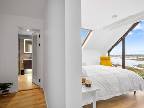 2 chambres, fer et planche à repasser, lit parapluie, Wi-Fi gratuit