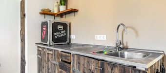 Apartment 'Gutgemacht' with Shared Terrace, Garden, and Wi-Fi