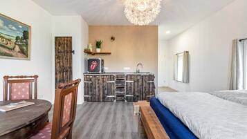 1 dormitori, wifi gratuïta i roba de llit