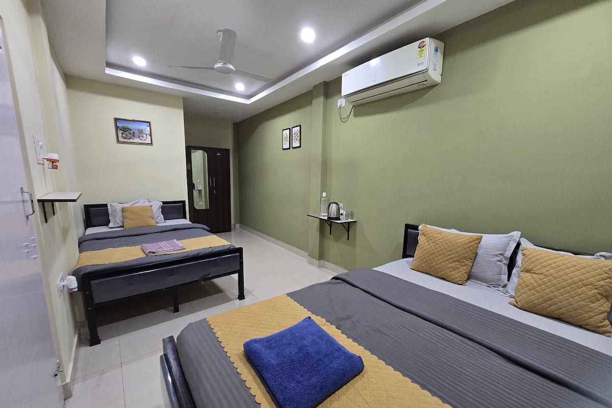 Habitació triple, balcó, vistes al jardí | 1 dormitori i wifi gratuïta