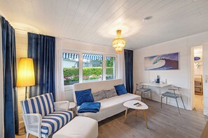 Televisión, mesa de ping pong