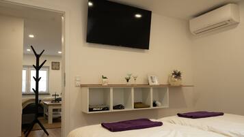 1 bedroom, free WiFi, bed sheets