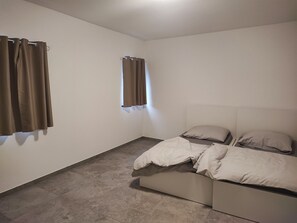 2 chambres, Wi-Fi gratuit, draps fournis