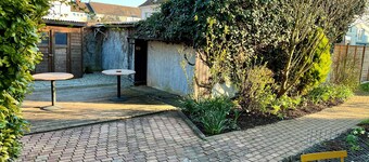 Apartment 'Mit 66qm' with Shared Garden, Balcony and Wi-Fi