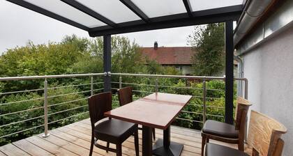 Ferienwohnung '2' mit Balkon und Wi-Fi