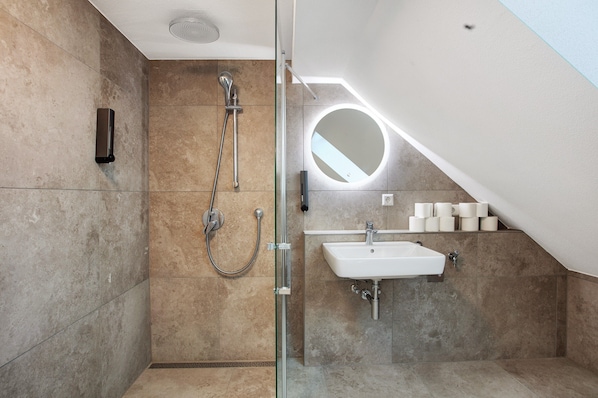 Dusche, Haartrockner