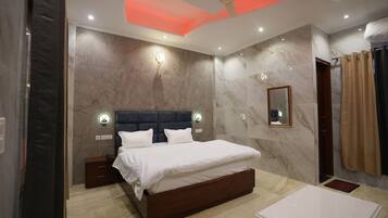 Bureau, chambres insonorisées, Wi-Fi gratuit, draps fournis