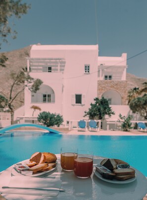 Udendørs pool