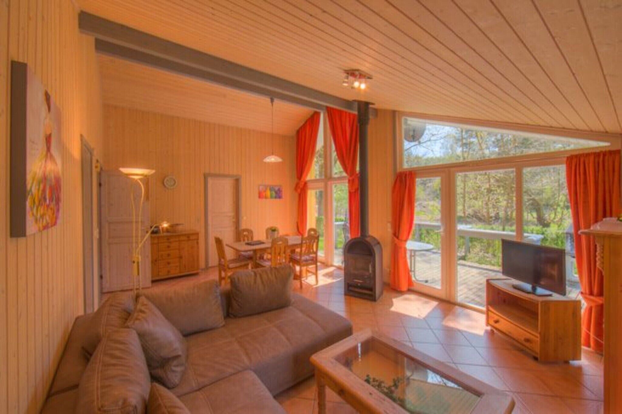 Smart TV y chimenea 