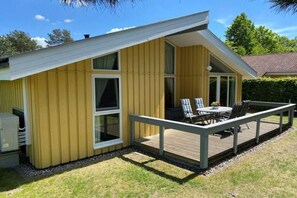 Outdoor dining - Ferienhaus mit Sauna im Ferienpark Mirow (Granzow)