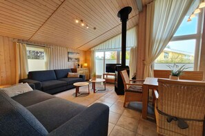 Tv och eldstad