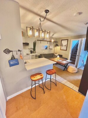 Smart TV, fireplace, DVD player, offices