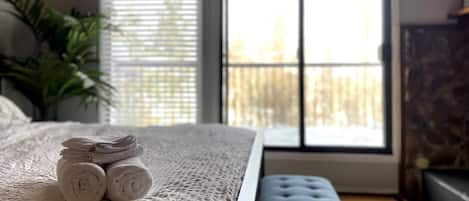 3 dormitorios, tabla de planchar con plancha, wifi gratis y ropa de cama