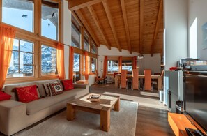 5 bedrooms - Fantastique mansarde appartement (Zermatt)