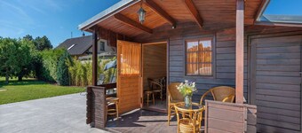 Stunning private villa for 8 people with private pool, WIFI, TV, terrace and parking