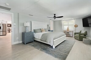 Rom – classic | Sengetøy av topp kvalitet, strykejern/-brett og reiseseng for barn