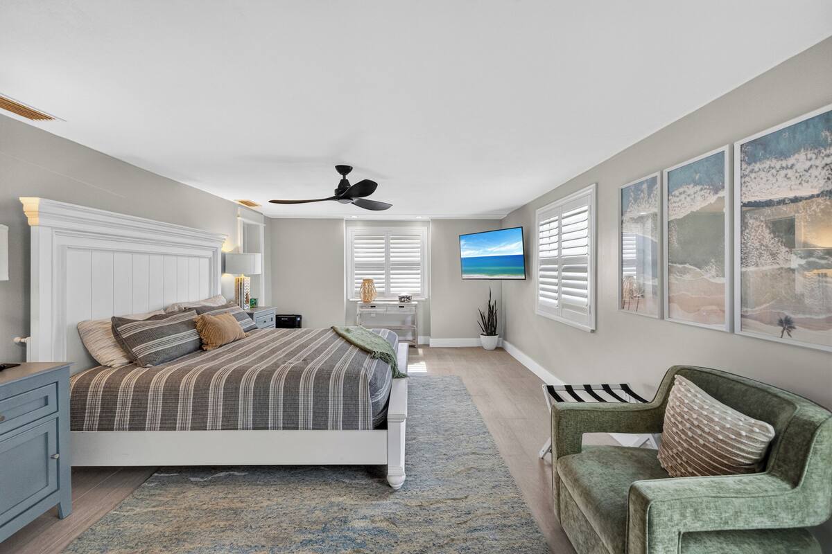 Family House | Premium bedding, iron/ironing board, WiFi (free), bed sheets