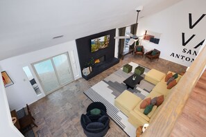 Téléviseur, bureau