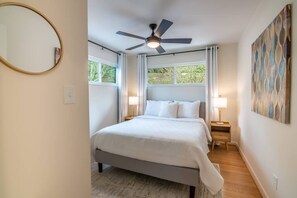 4 dormitorios, tabla de planchar con plancha, cuna de viaje y wifi