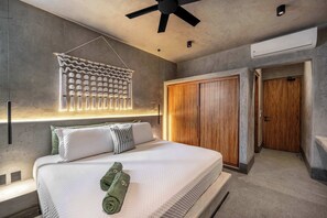 6 chambres, fer et planche à repasser, Wi-Fi, draps fournis