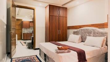 1 bedroom, iron/ironing board, WiFi