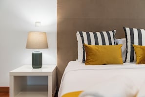 2 camere, una scrivania, ferro/asse da stiro, Wi-Fi