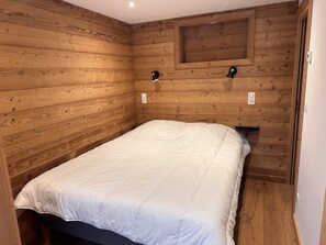 2 bedrooms