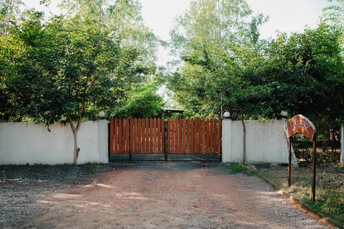 Resort in Tadoba, Moharli
