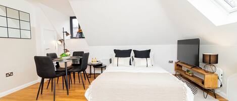 2 chambres, bureau, fer et planche à repasser, Wi-Fi