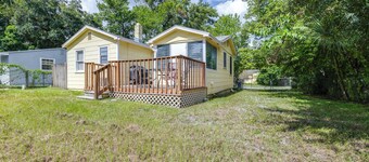 Charming Seminole Heights Getaway