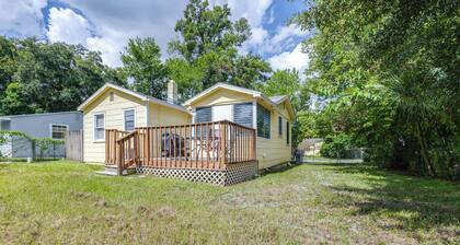 Charming Seminole Heights Getaway