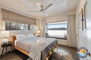 4 Schlafzimmer, Schreibtisch, Bügeleisen/Bügelbrett, Reisekinderbett