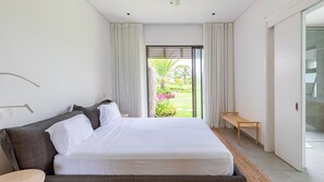 3 bedrooms, in-room safe, free WiFi, bed sheets