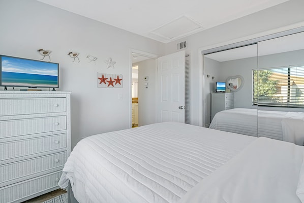 2 bedrooms, iron/ironing board, travel crib, free WiFi