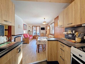 Fridge, microwave, dishwasher