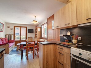 Fridge, microwave, dishwasher
