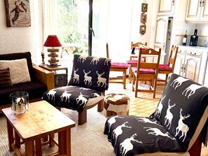 TV, fireplace - 2 Rooms + Mountain Corner, Fireplace, Parking, Wi-Fi - 4 Pers. (Le Monêtier-les-Bains)