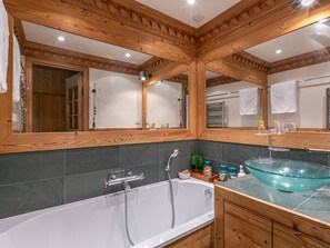 مجففات شعر، مناشف