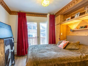 4 bedrooms, free WiFi, bed sheets - 5-room Duplex in Val-d'Isère with Wifi and Parking (Val-d'Isère)