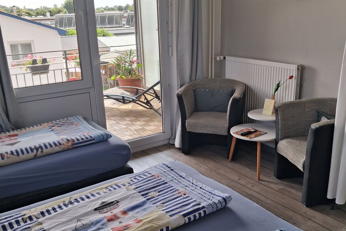 Basic Double or Twin Room | Desk, WiFi (free), individually decorated