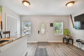 House, Multiple Beds, Pool Access, Garden View (The Tampa Oasis) | Interior - The Tampa Oasis (Tampa)