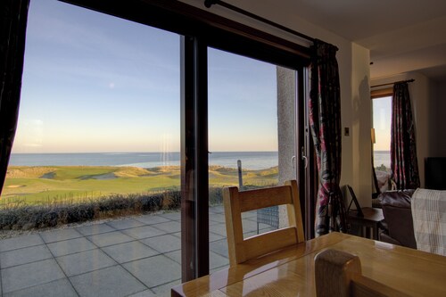 2-Bedroom Villa overlooking the famous James Braid Brora Golf Course.